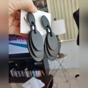 Vintage Black Layered Resin Disc Stud Earrings